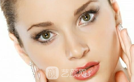 垫鼻子后终于看到鼻梁了好开森～