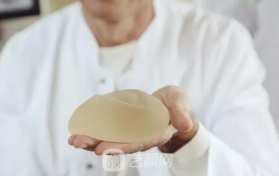 隆胸不是越大越美,这些要素更重要!