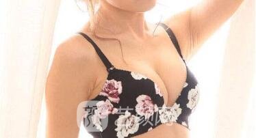 自体脂肪隆胸和假体隆胸应该如何抉择?