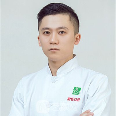 杨燚帆