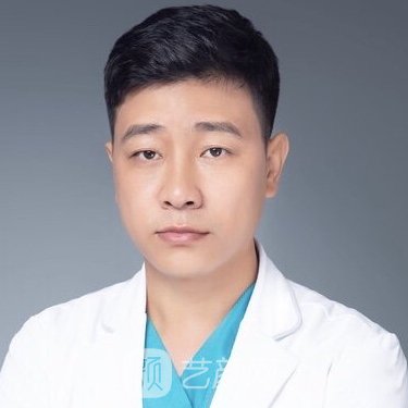 任许刚