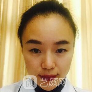 尹玲丽