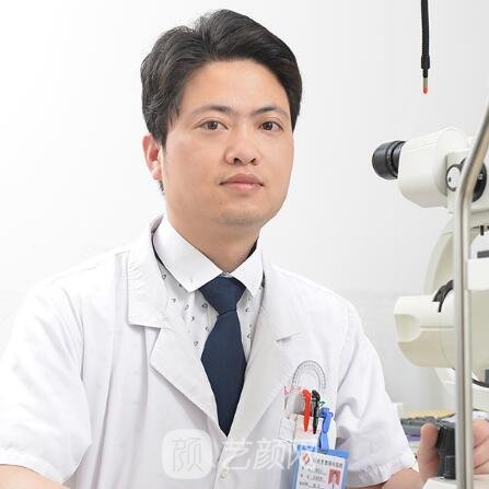 谢威义