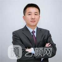 张文龙