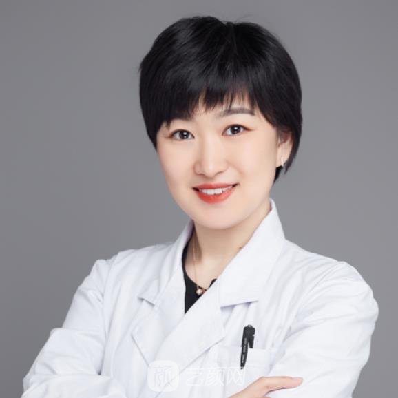 张丽雯