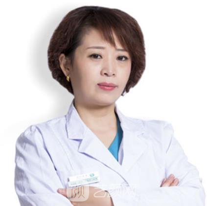 张露予