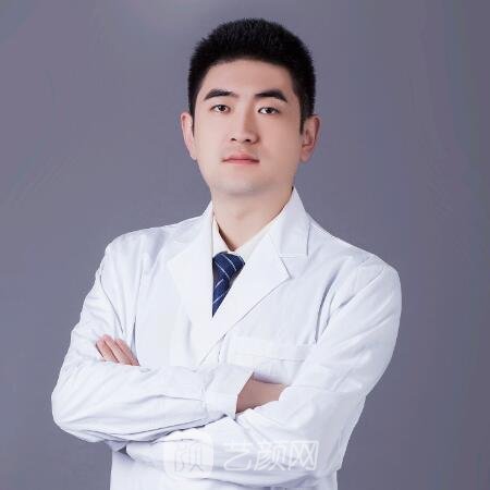 郭亮亮