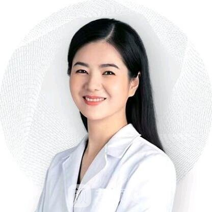张倩