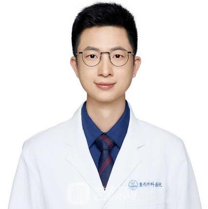 欧阳龙