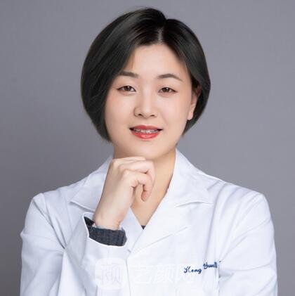 孔羽薇