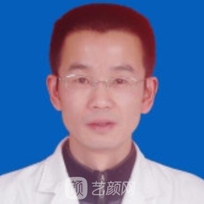 李伟人