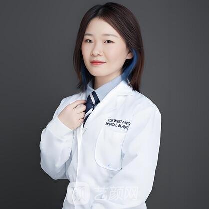 李倩玉