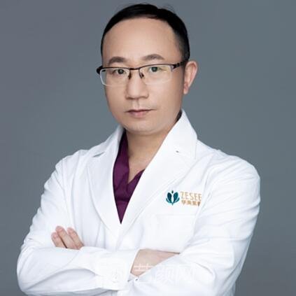邹大龙