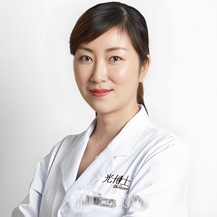 李彬