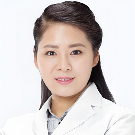张莉