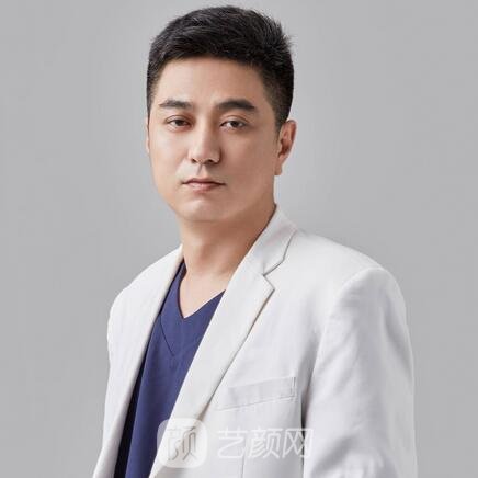 李建军