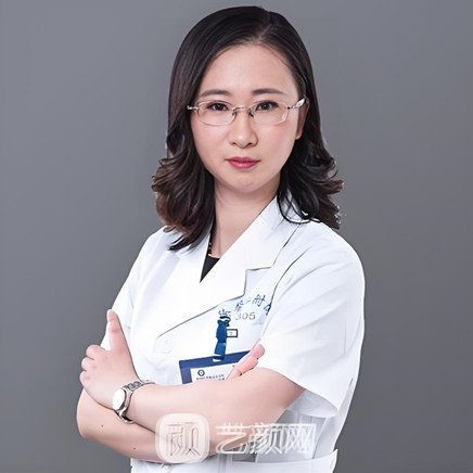张莹