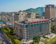 南京哪家三甲医院做双眼