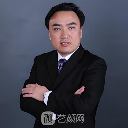 卢显碧