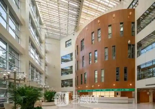 北京协和医院双眼皮医生