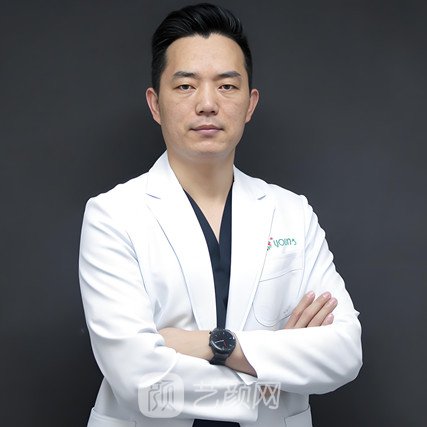 郑泰成