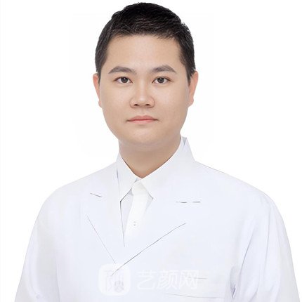 陈健