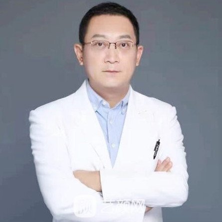 司晓鹏