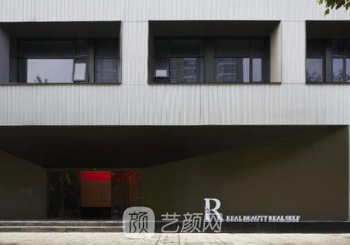 罗澜涛双眼皮做的怎么样