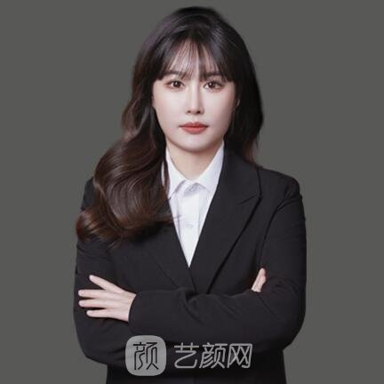 曾雅欣