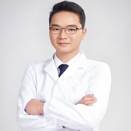 李哲
