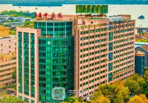 徐少骏医生割双眼皮怎么