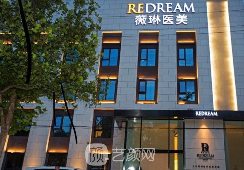 徐少骏博士做手术是自己