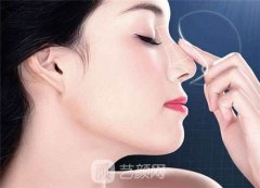 天津假体隆鼻的费用是多