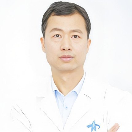 何佑成