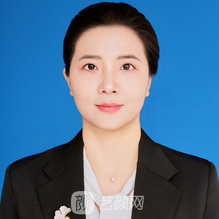 周芳