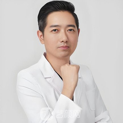 万群武