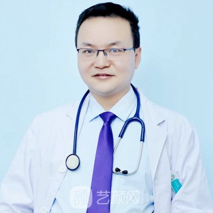 王亚强