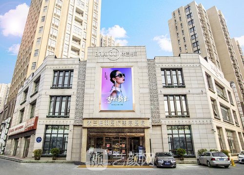 西安隆鼻医生刘洋怎么样