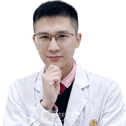 黄小善