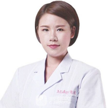 何展宏