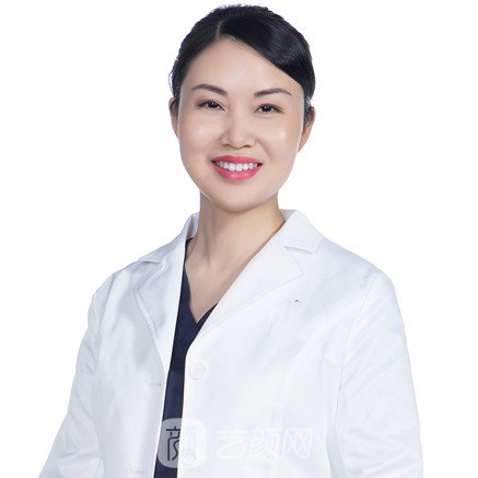 李岚