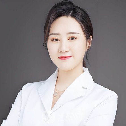 李延霞