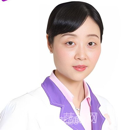 龚倩