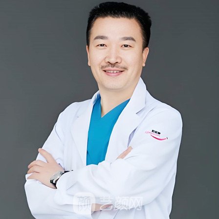 刘德东