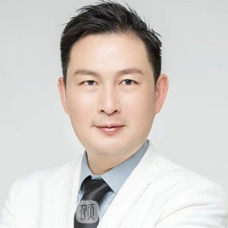 陈雷