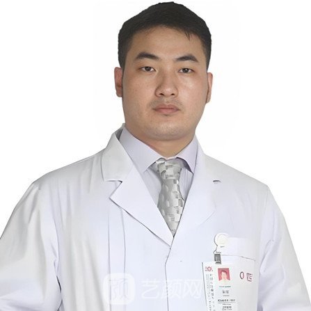 朱华