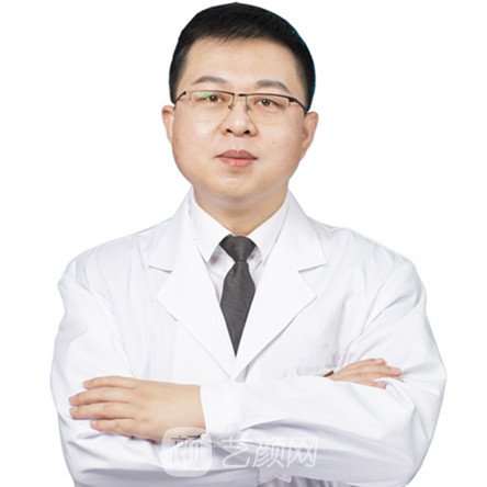 姚福东