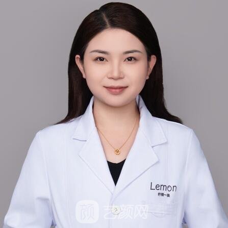 曾丽