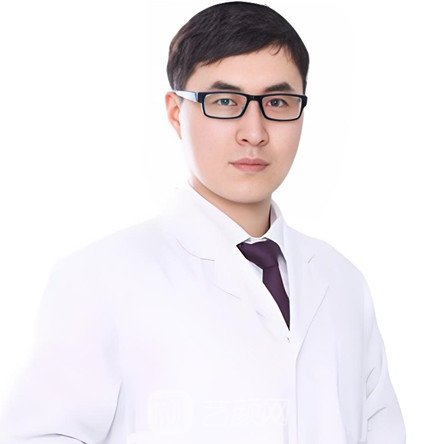 王岩