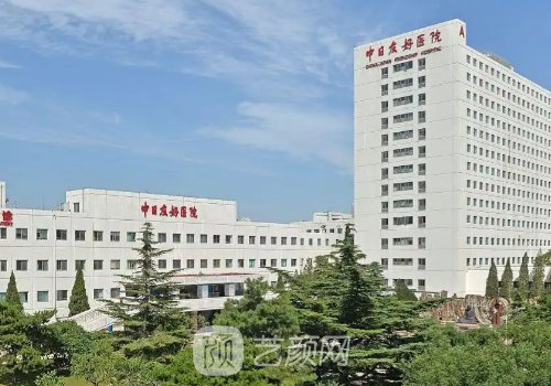 哪家医院看植发好?脱发星